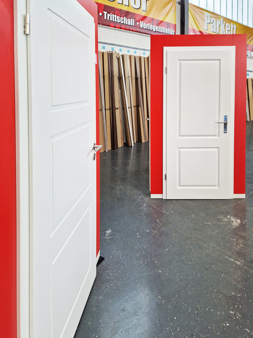 Türenausstellung bei BODIS in Bielefeld, hier findest Du preiswerte Türen zu einer Hammer Qualität!