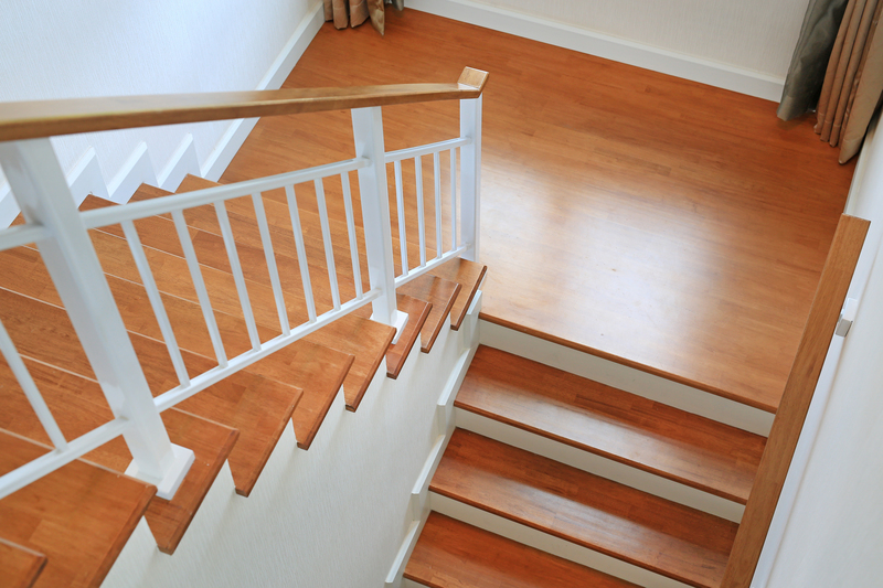 Neue Treppe mit Holzblockstufen Neue Treppe mit Holzblockstufen
